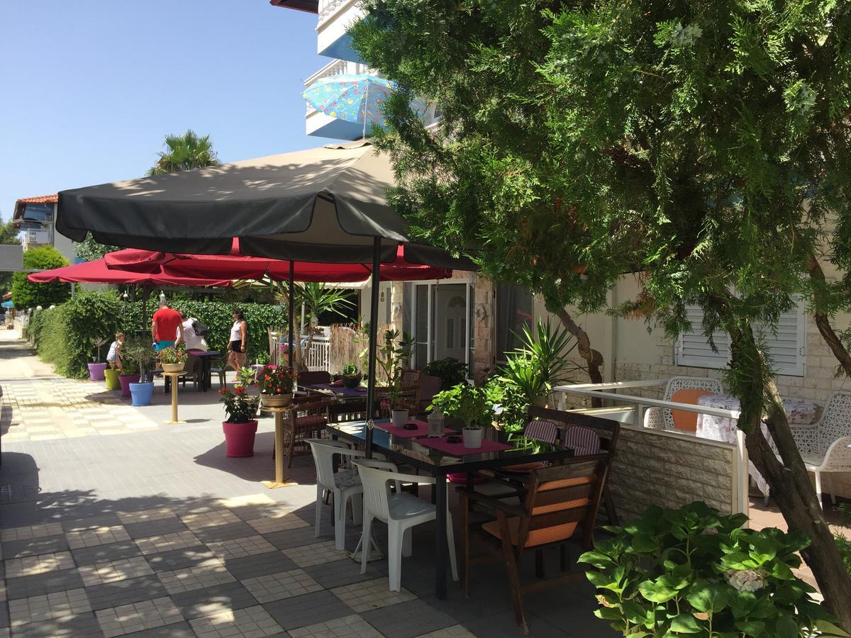 Hotel Alexandros II Toroni Bagian luar foto